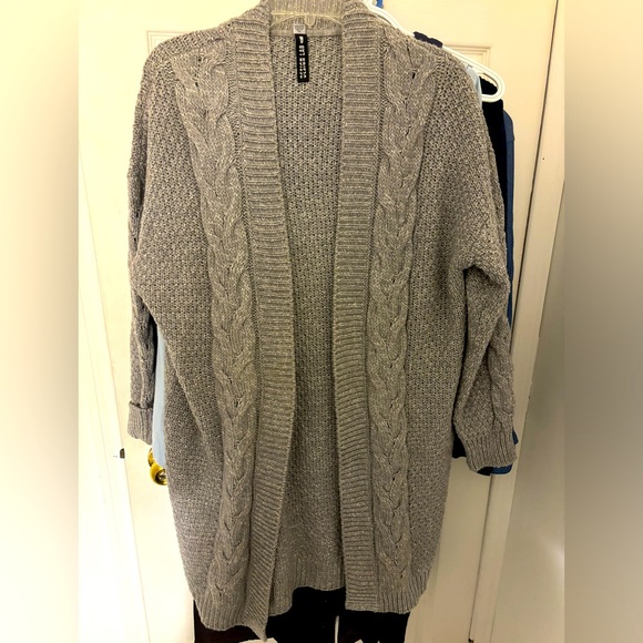 Cardigan - Picture 1 of 2